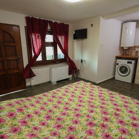 Guest House Koleshevi Byal Izvor المظهر الخارجي الصورة