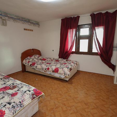 Guest House Koleshevi Byal Izvor المظهر الخارجي الصورة